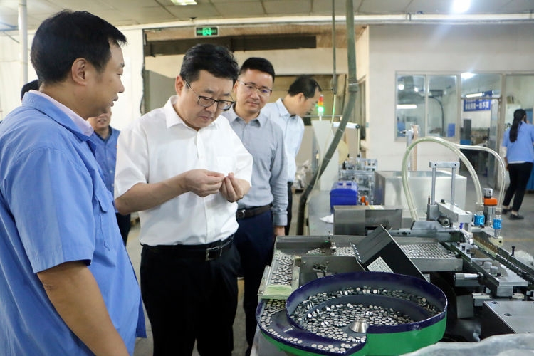 集團安全生產百日行動督導組到西無二集團、汽車工業(yè)公司督導檢查